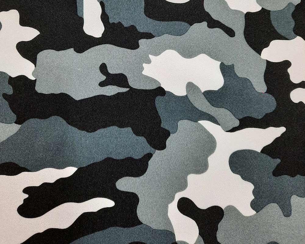 monotone-camouflage