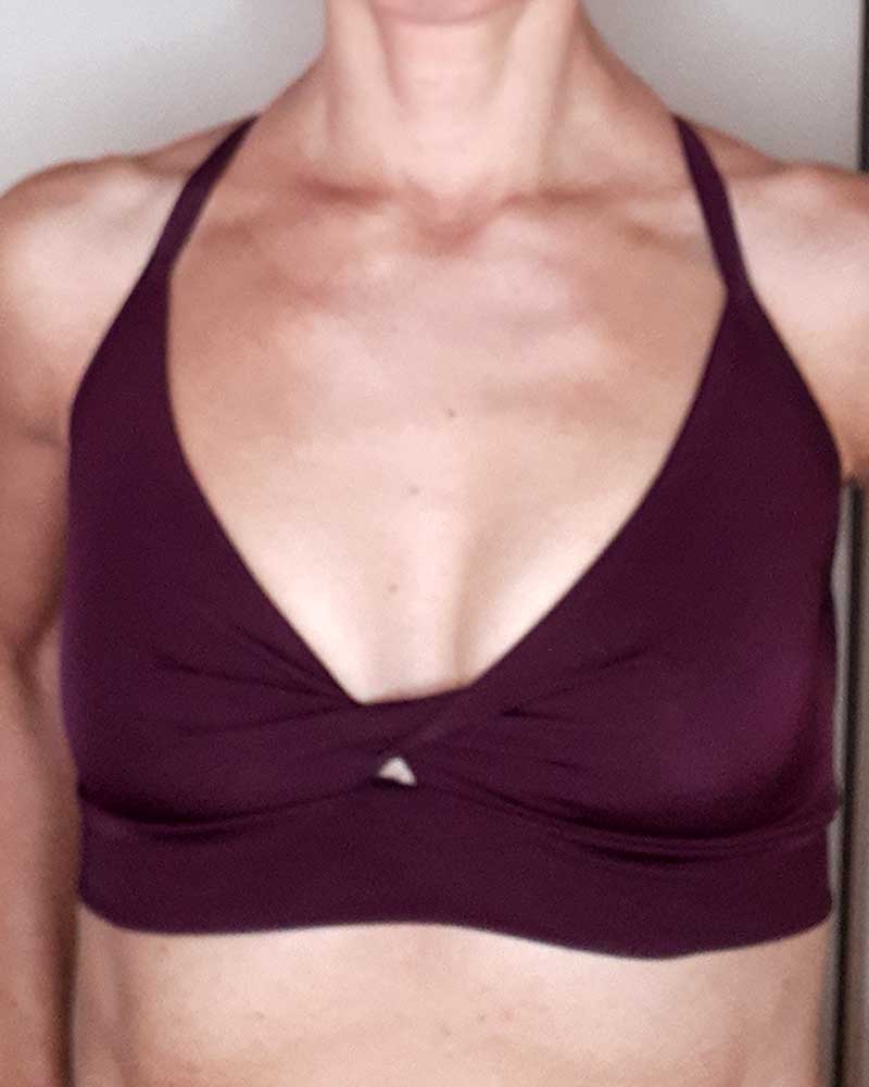 Twisted-front-crop-top-wine-color