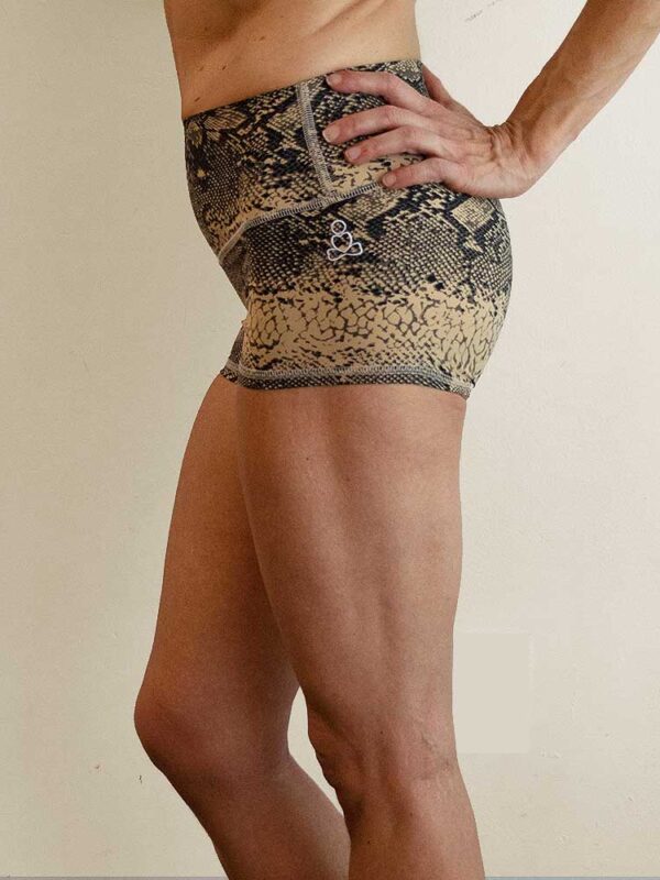 womens-snakeskin-hot-yoga-shorts